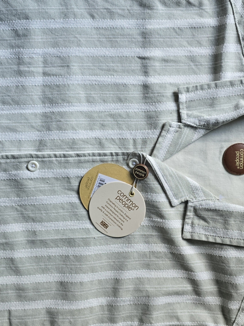 Men's Short-Sleeve Striped Button-Up Shirt Size XL - Picture 6 of 10